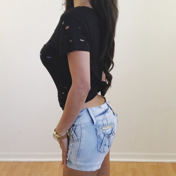 Top - Picture 2 of 6